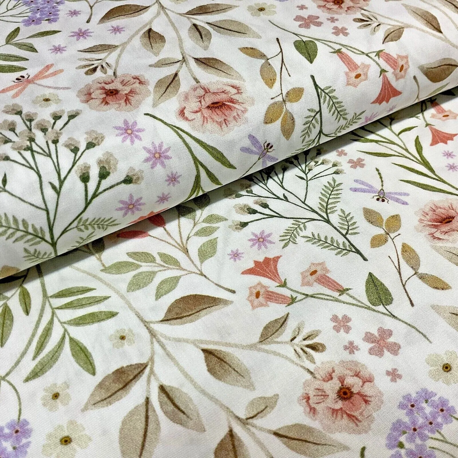 Summer White Flowers Fine Poplin dress Fabric Sold per Metre M1870