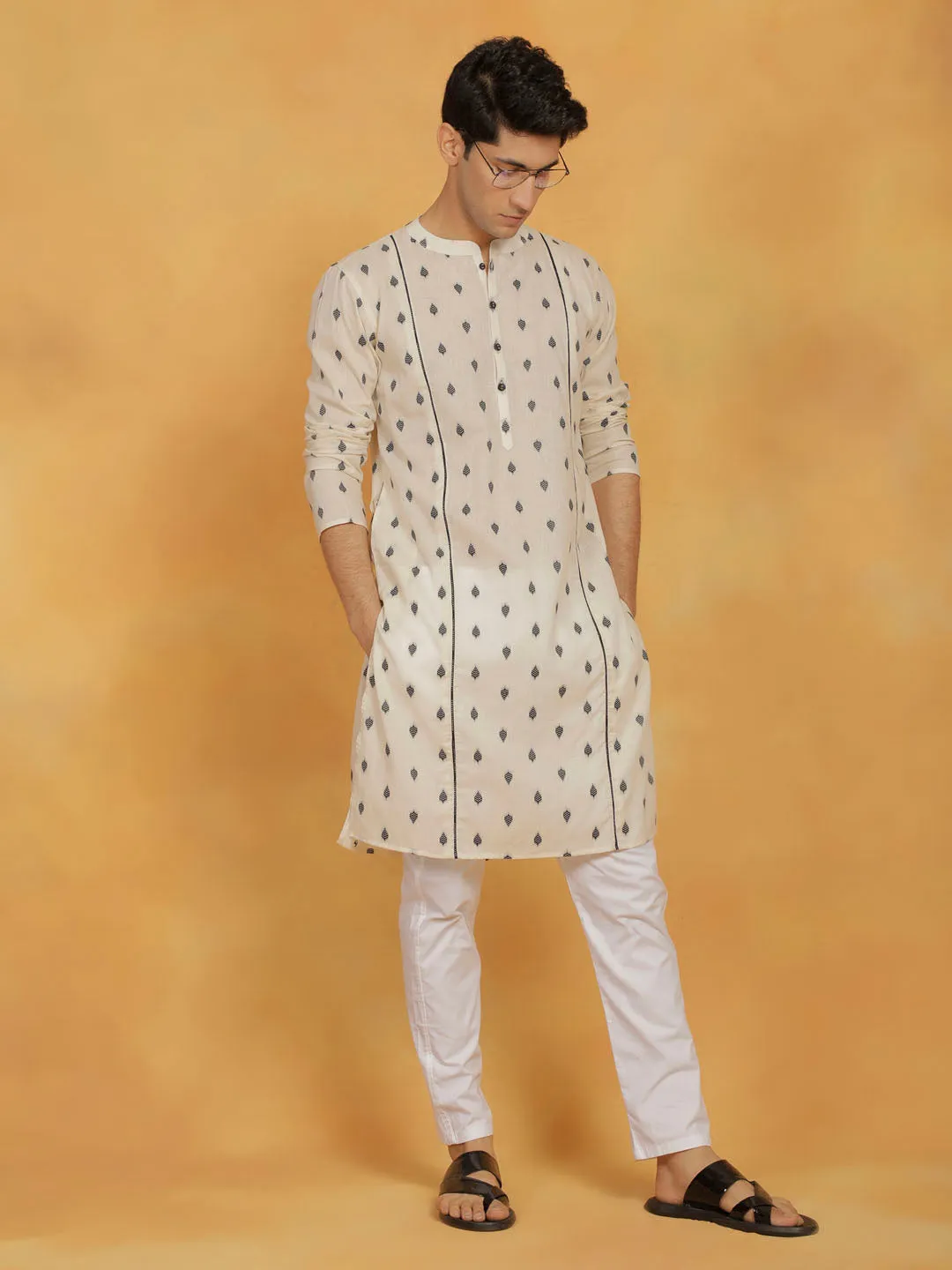 Vastramay Men's Cotton Kurta And Pyjama Set